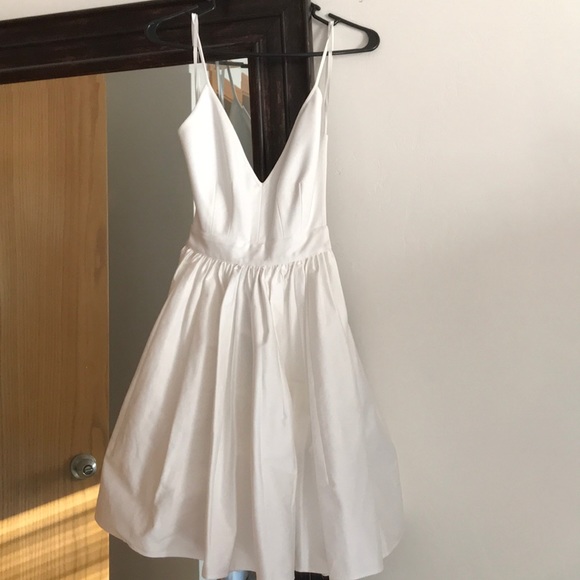 Read •NWT $377 Contrarian White Barbara Bibb Dress - Picture 6 of 9